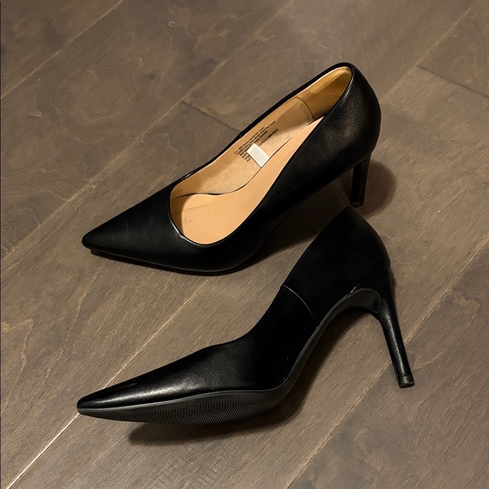a new day Black Pointed-Toe Mid Stiletto Pumps